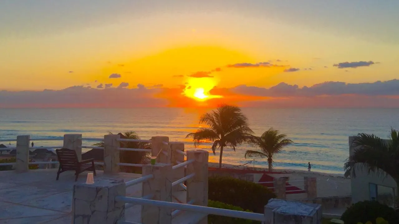 Preciosos Estudio Vista Al Mar O Jardin Cancun 0*,